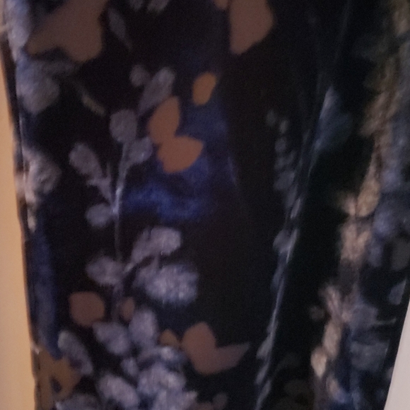 Kelly and Diane top w/pants Size 2 - Picture 2 of 8